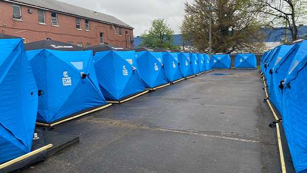 Louisville's 'safe outdoor space' for homeless people is ready - Vimarsana News