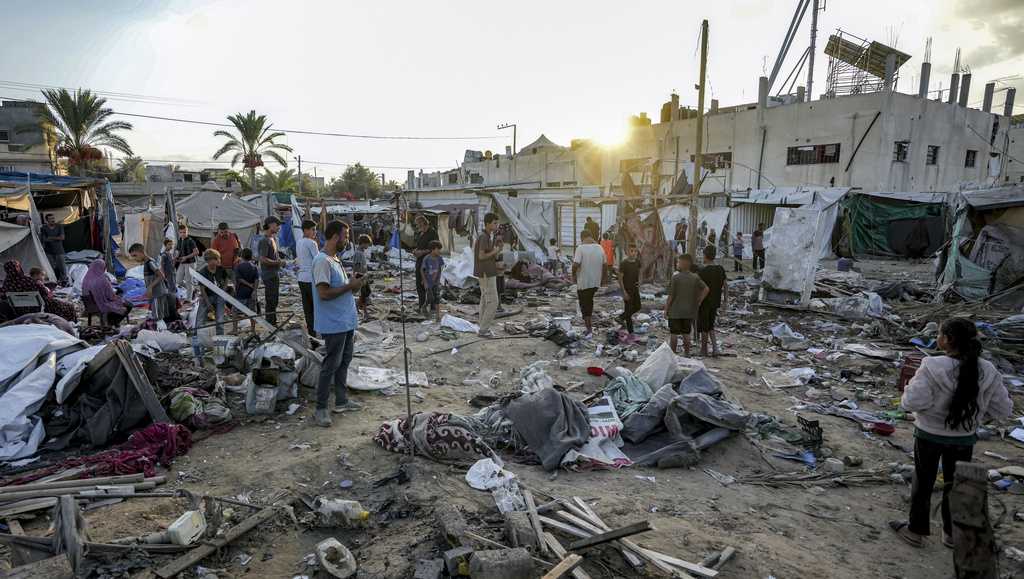 Apparent Israeli airstrike kills at least 18 people at a mosque in central Gaza