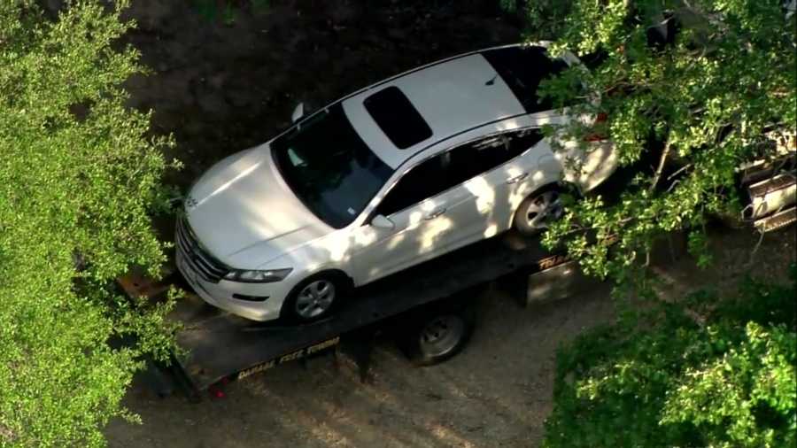 2 toddlers found dead in hot car in north Texas
