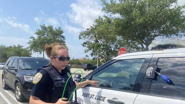 Florida police rescue dog locked in hot SUV - Vimarsana News