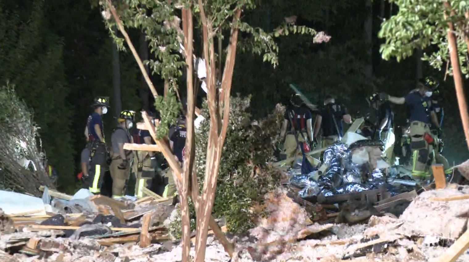 North Carolina Caleb Farleys home explodes, killing father photo pic