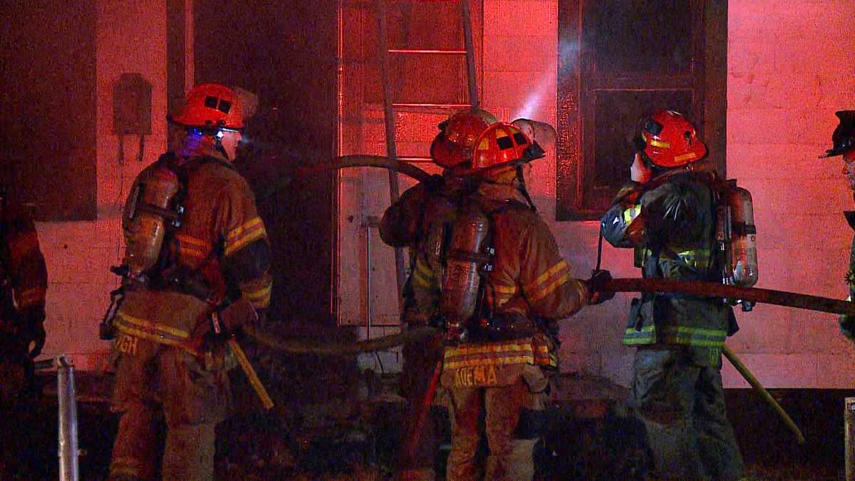 Omaha firefighters battle 3 house fires in 5-hour span