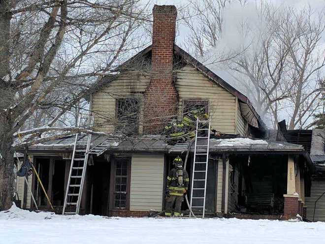 Man Escapes House Fire Without Injuries