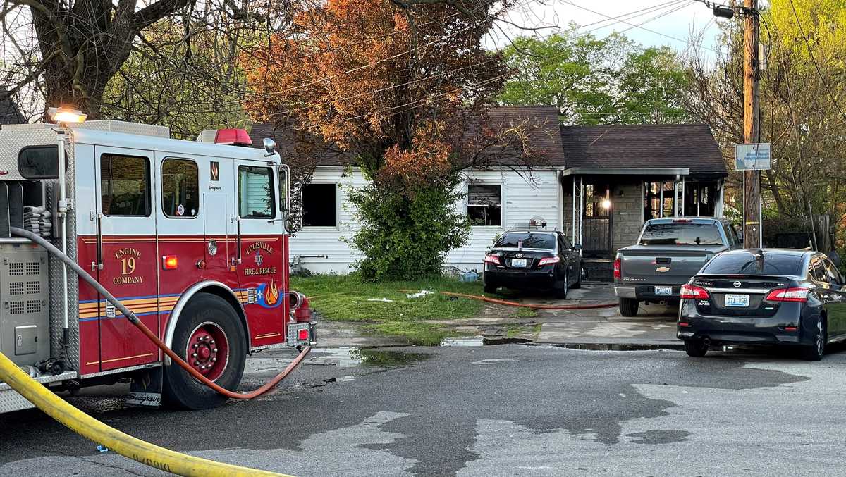 Coroner identifies 2 people killed in house fire near Algonquin Park