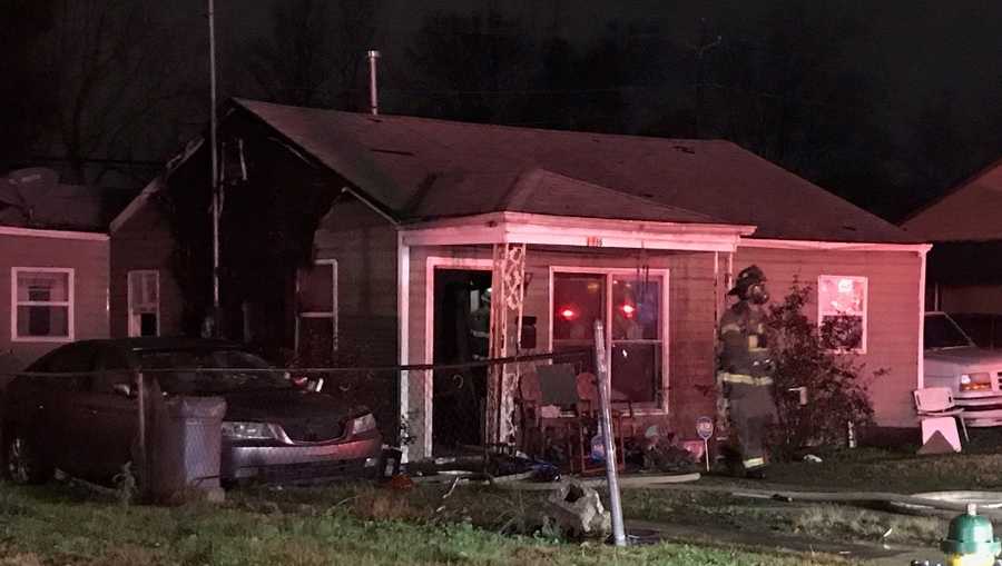 Family escapes house fire in Pratt City