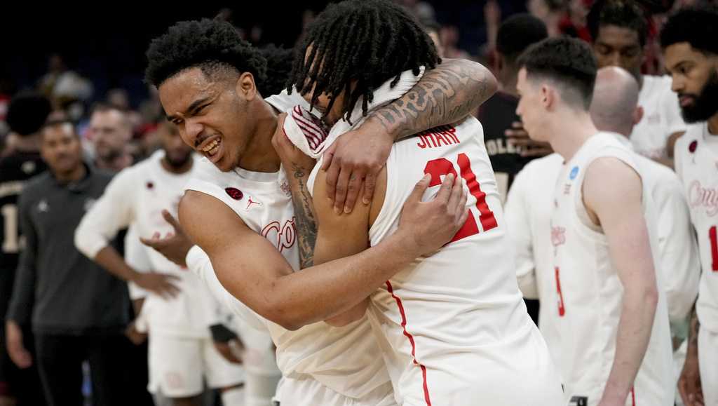 Top 8 seeds earn clean sweep to Sweet 16 - Vimarsana News