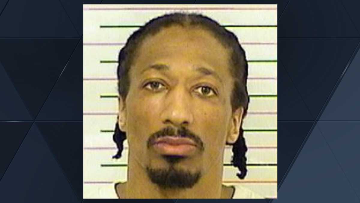 Convicted killer from Independence charged with attacking 2 prison guards