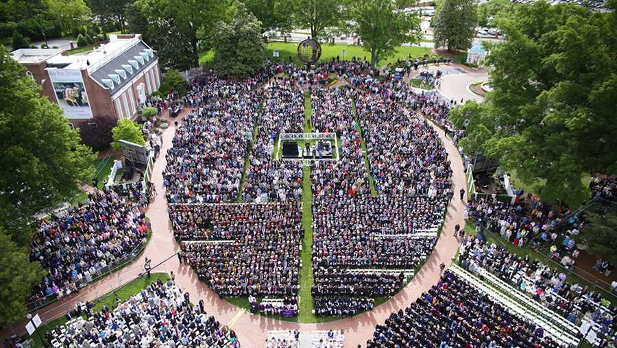 More than 10,000 people attend High Point University's largest