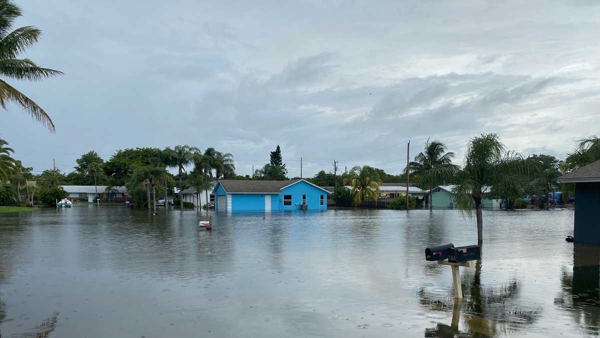 Neighbors in Hobe Sound neighborhood call for fix to drainage issues ...