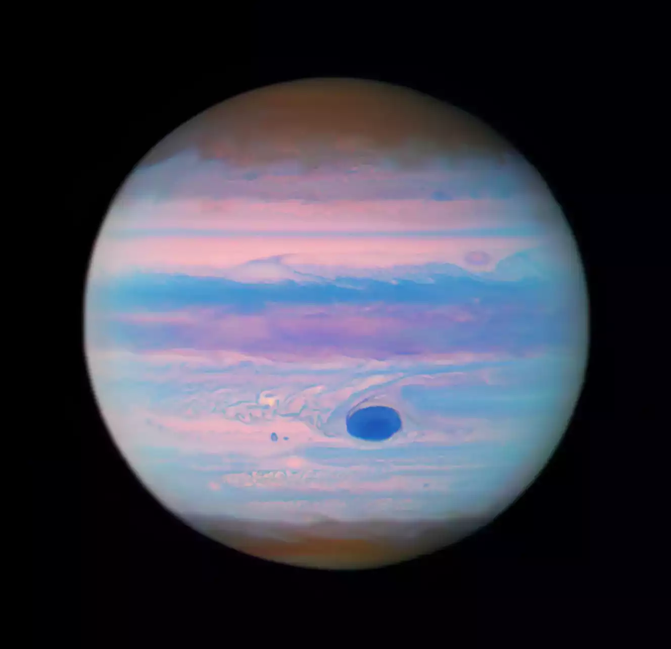 NASA shares photo of Jupiter in stunning ultraviolet light - WMTW