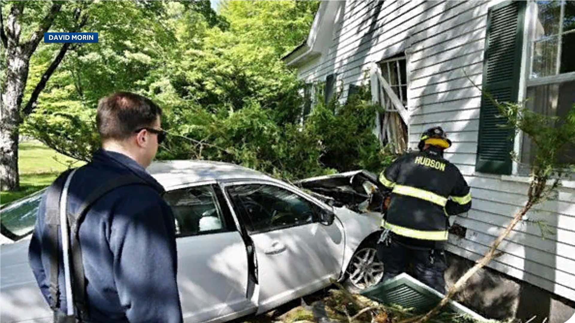 Car crashes into Hudson, New Hampshire home; no injuries reported - Vimarsana News