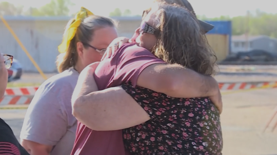 Families, supporters of 2 Kansas moms speak at court hearing - Vimarsana News