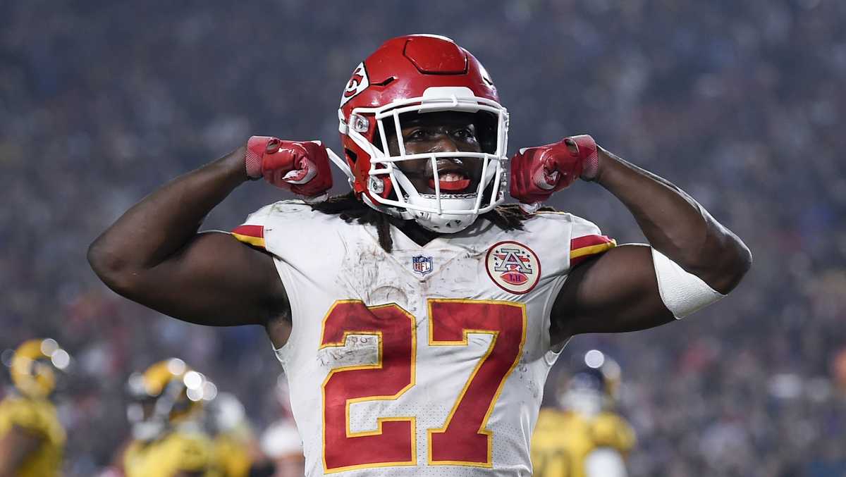 Kareem Hunt Apologizes for Shoving and Kicking Woman After Release from  Chiefs, News, Scores, Highlights, Stats, and Rumors