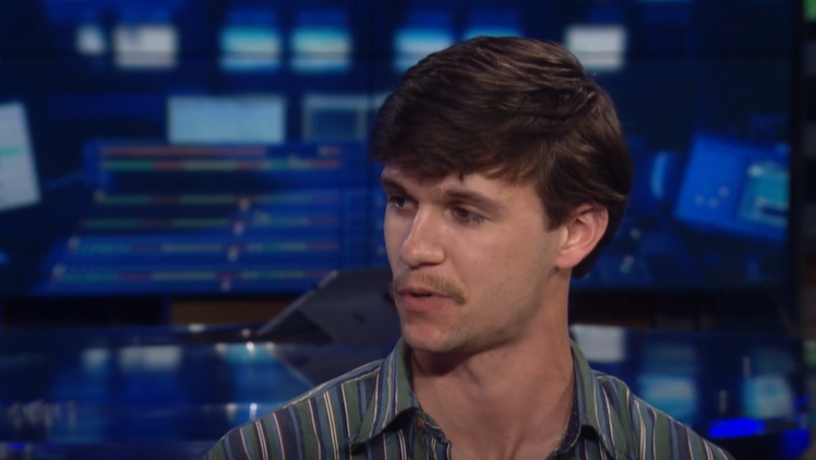 Northern Kentucky native makes it on 'The Voice', joins Team Adam Levine