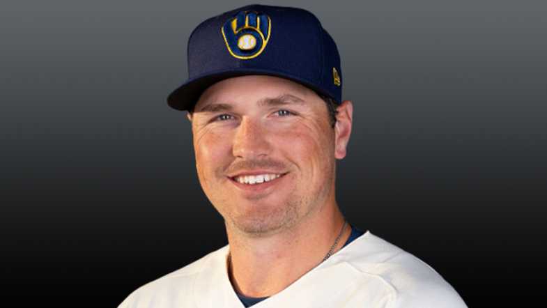 Los Angeles Angels - OFFICIAL: The Angels today acquired OF Hunter Renfroe  from the Milwaukee Brewers in exchange for RHP Janson Junk, RHP Elvis  Peguero and minor league LHP Adam Seminaris.