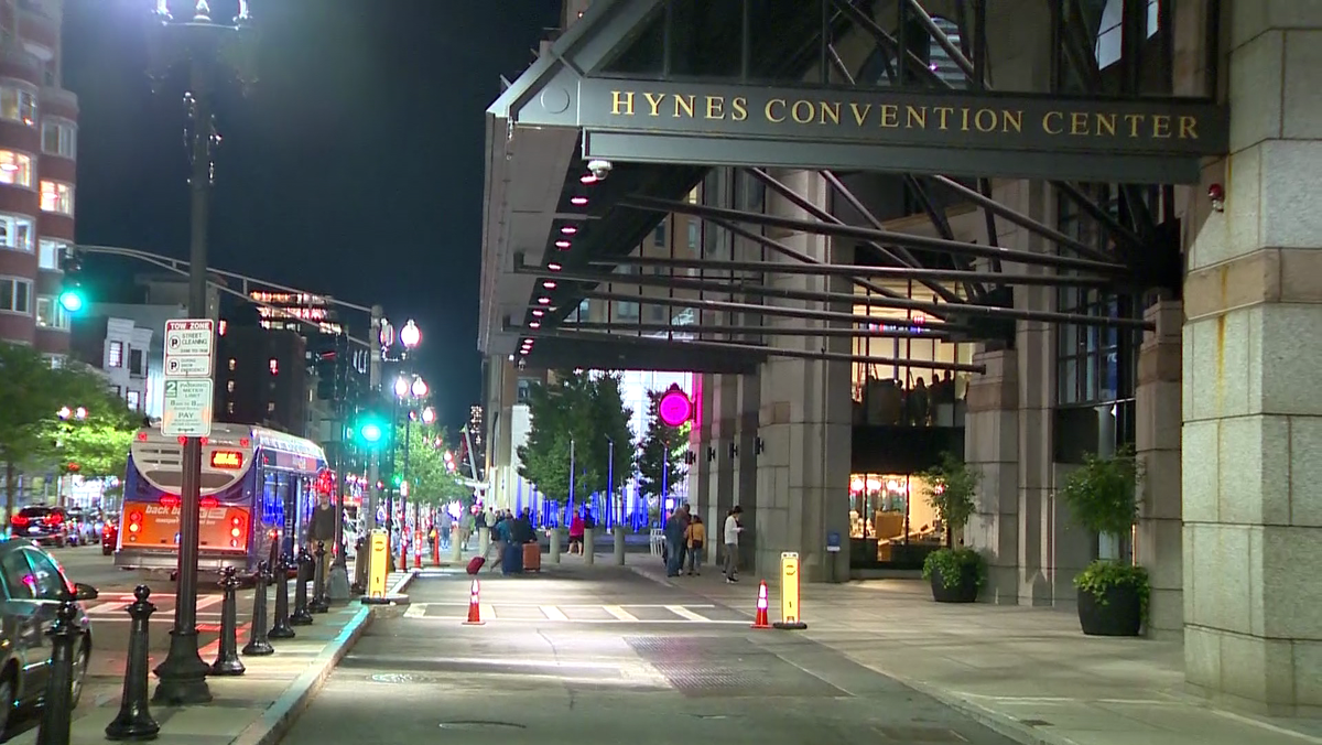 Baker proposing to sell Hynes Convention Center for Seaport expansion