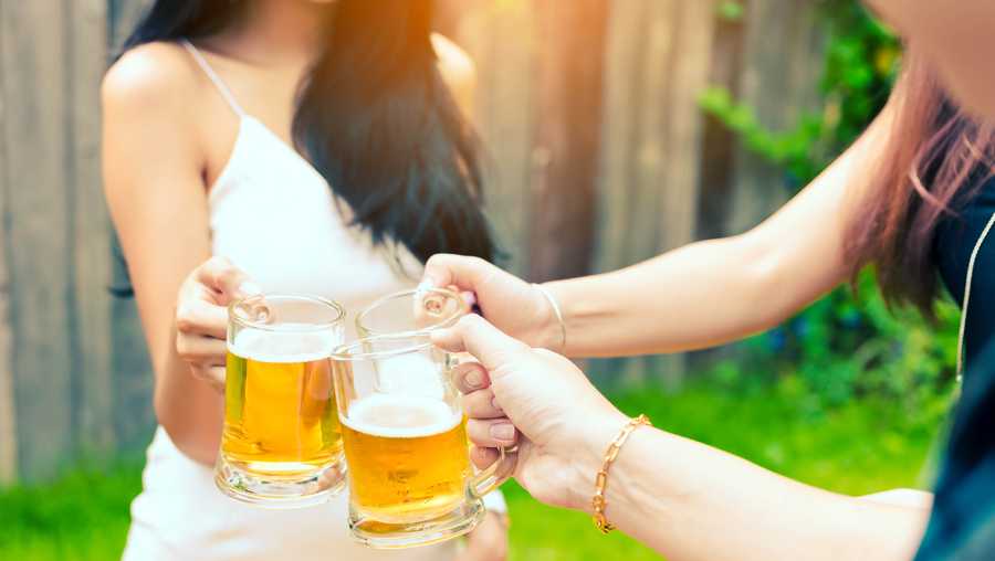 Young Americans are more likely to say no to alcohol, according to a new study.