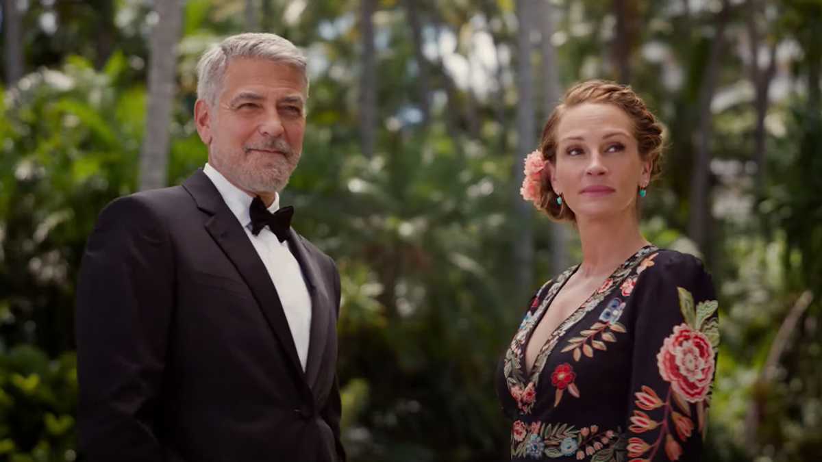 Watch George Clooney and Julia Roberts' reunion for 'Ticket to Paradise'
