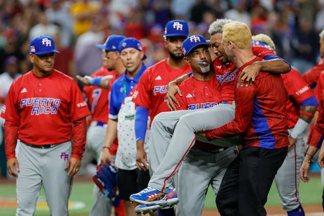 Mets' Edwin Díaz tore his patellar tendon in his knee while celebrating  Puerto Rico's WBC win