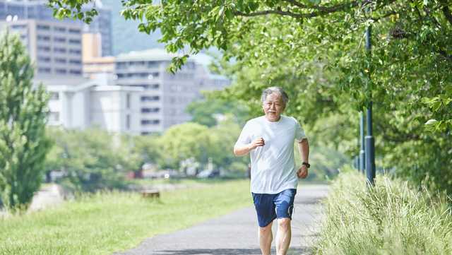 Walk this number of steps each day to cut your risk of dementia. It's probably fewer than you think - Vimarsana News