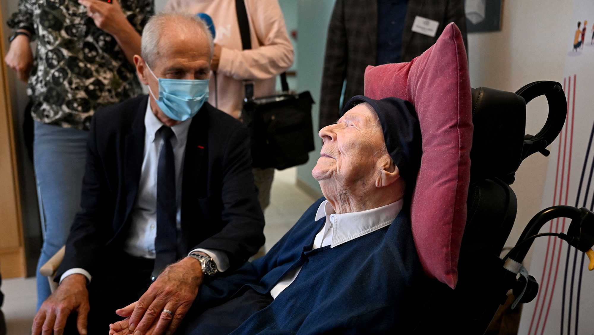 Meet Sister André, a French nun who recently became the world's oldest person - Vimarsana News