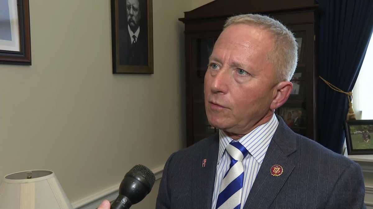 Democratic freshman congressman expected to switch parties, 6 staffers