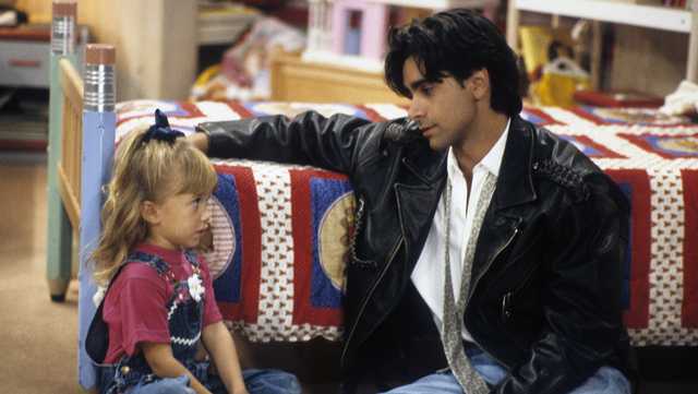 John Stamos explains why he tried to get Olsen twins fired from 'Full House' - Vimarsana News