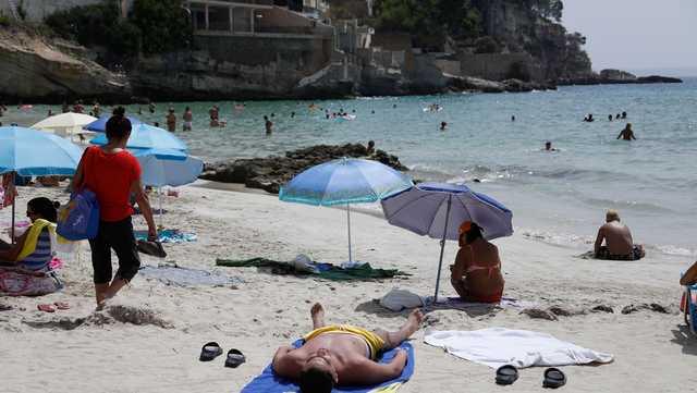 Everything you need to know to fight sunburns, premature aging and skin cancer this summer - Vimarsana News