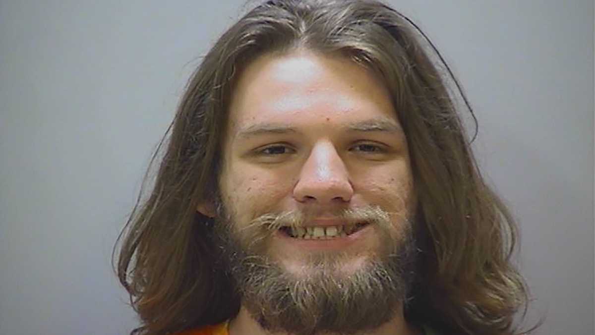 Man arrested for smoking marijuana while in court for marijuana charge
