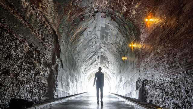 A huge tunnel has opened below Niagara Falls - Vimarsana News