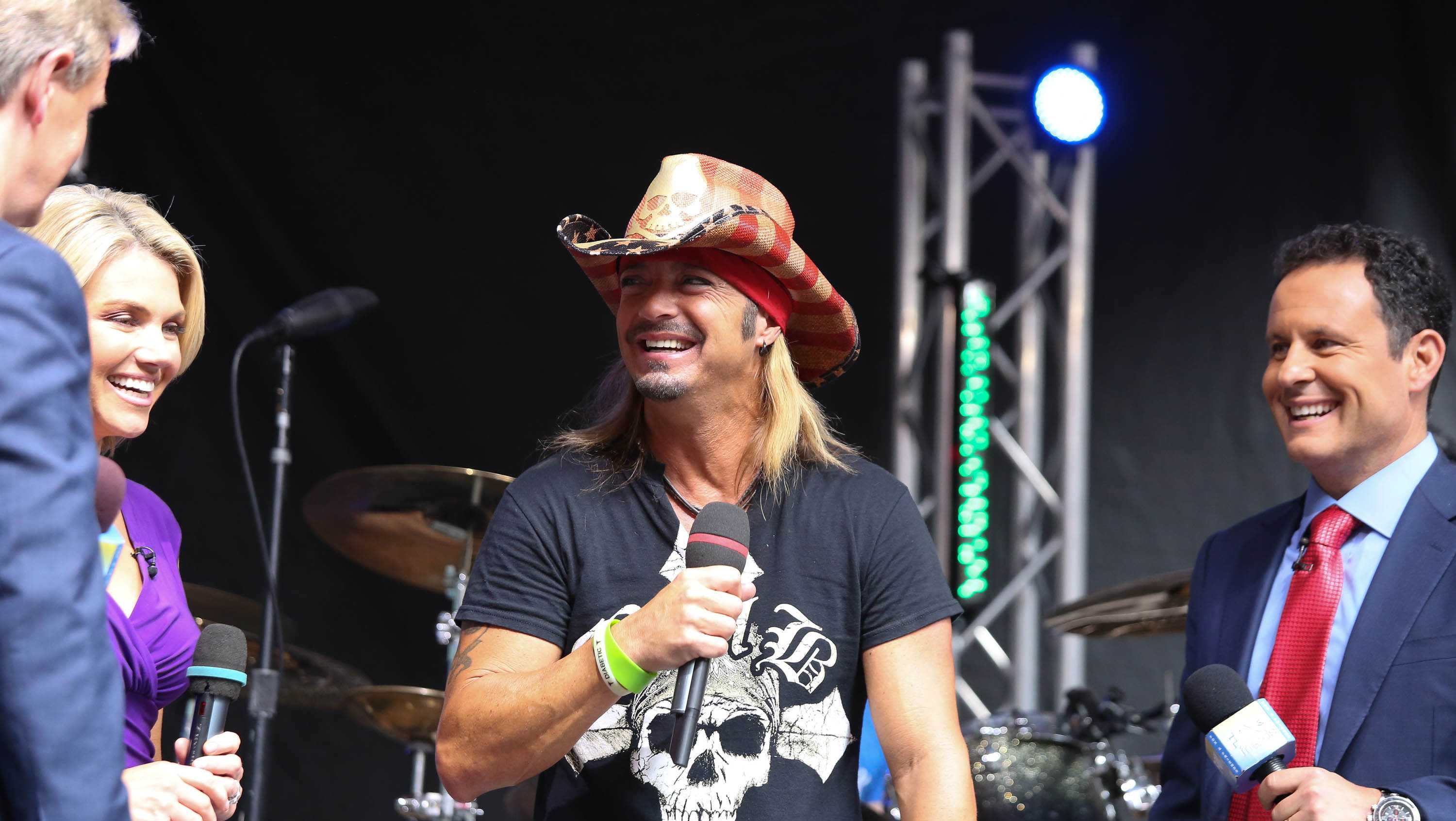 Poison singer Bret Michaels shares update on his hospitalization - Vimarsana News
