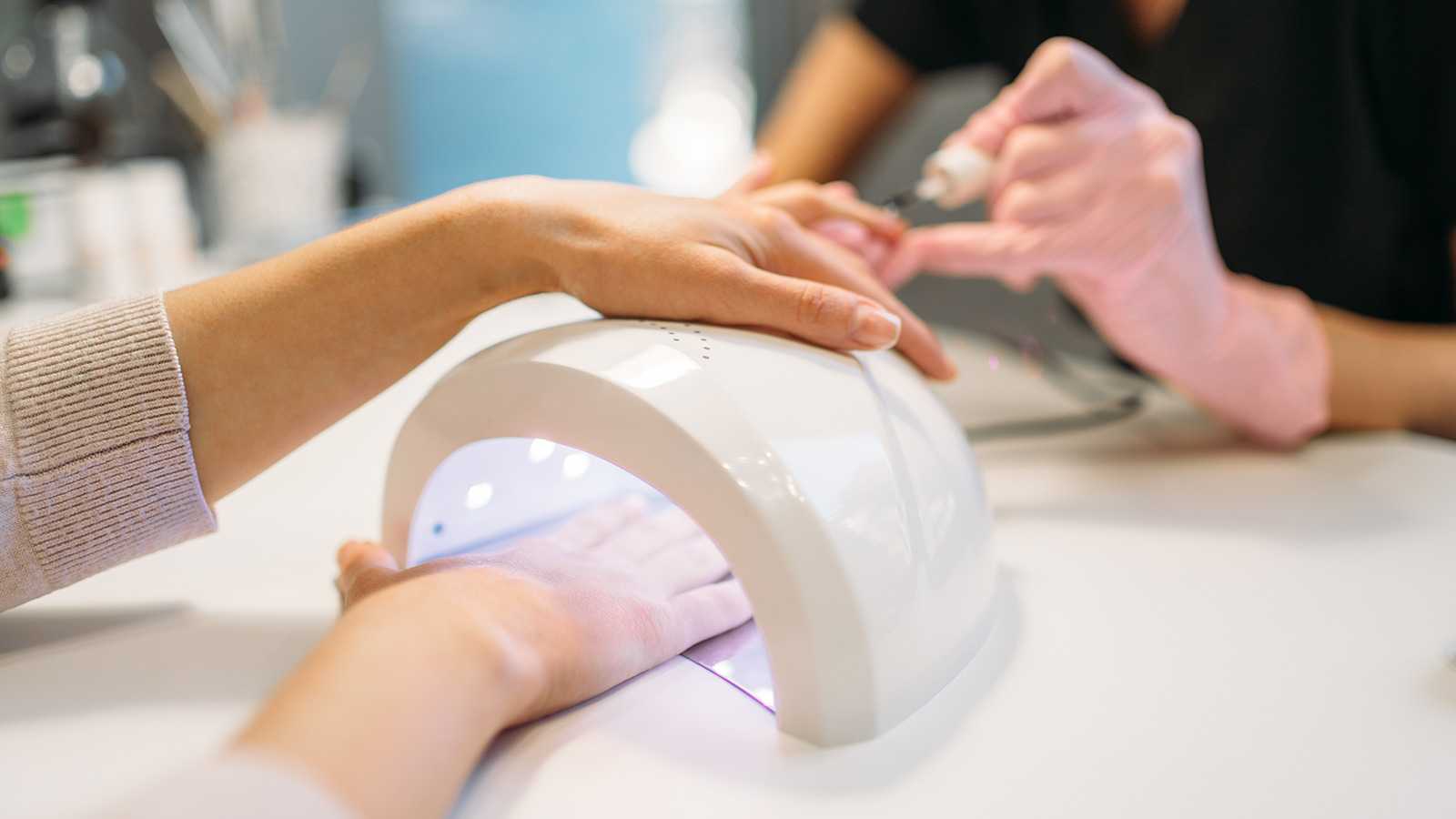 Should you avoid gel manicures to avoid risks? Here's what experts say - Vimarsana News