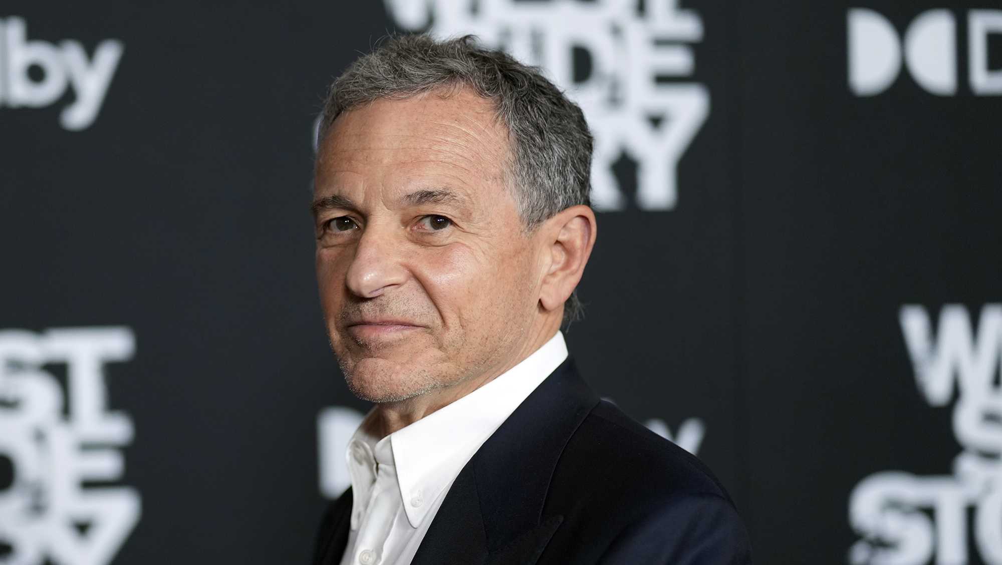 Disney CEO orders workers to return to the office 4 days a week - Vimarsana News