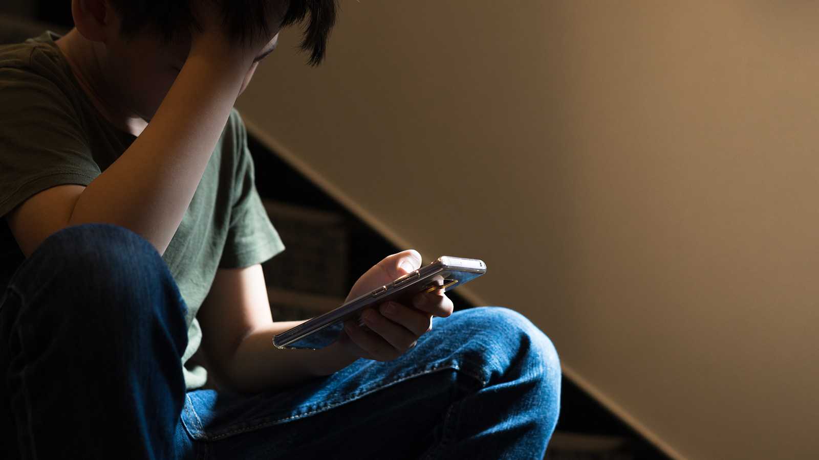 For adolescents, social media might be a brain-changer, researchers say - Vimarsana News