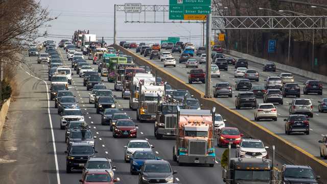 Trucker convoy laps Washington, DC, beltway to protest COVID-19 measures - Vimarsana News
