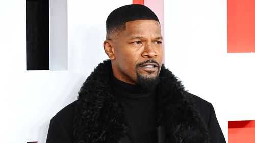 Jamie Foxx is 'celebrating summer' as he is spotted publicly for the first time since his hospitalization - Vimarsana News