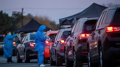 CDC warns America's COVID-19 death toll could top 3,000 a day for 2 months - Vimarsana News