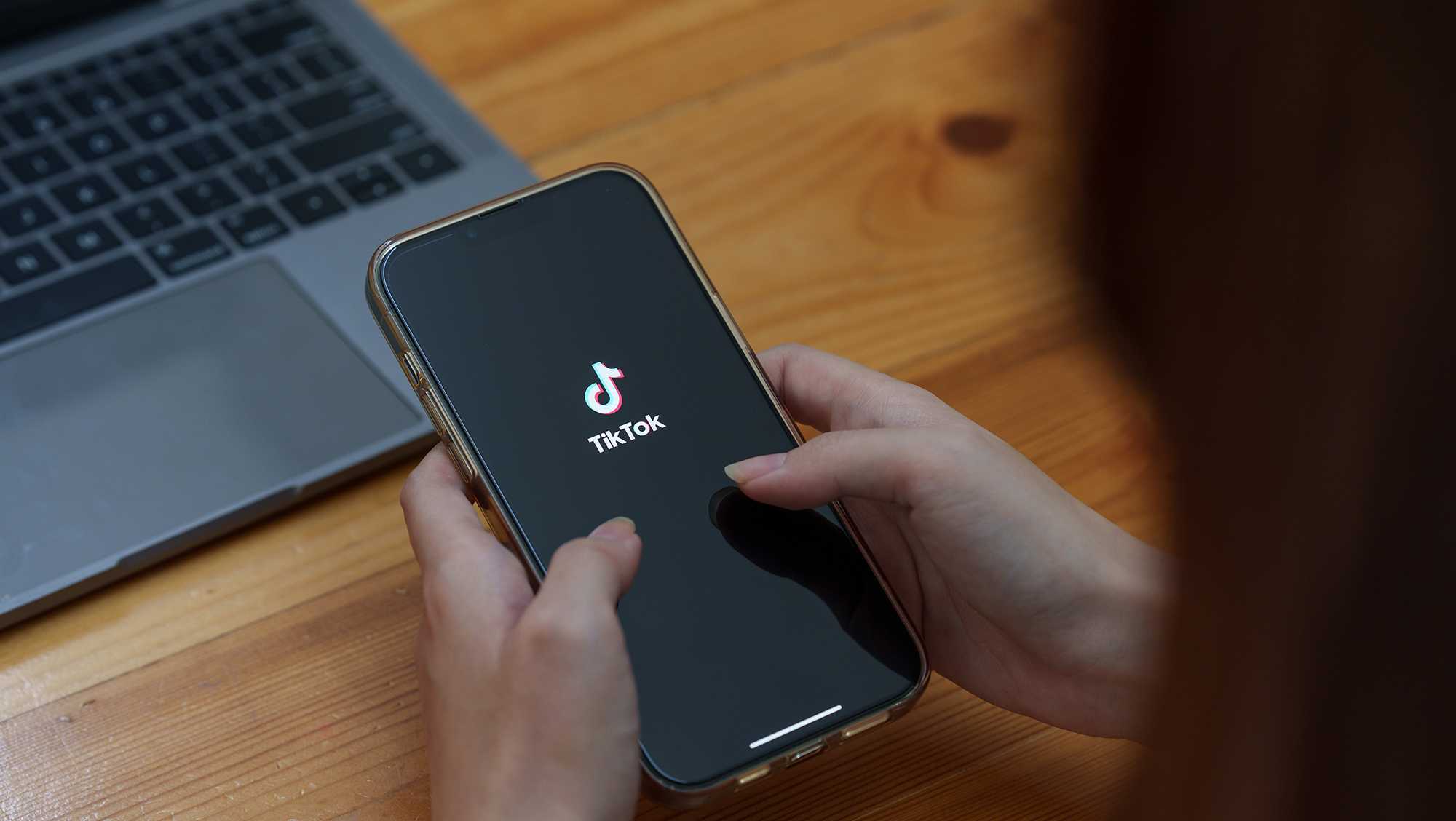 This is the first state to vote to completely ban TikTok on personal devices - Vimarsana News