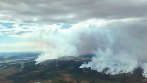 Record-breaking wildfires in Alaska are being fueled by a hot and dry start to summer - Vimarsana News