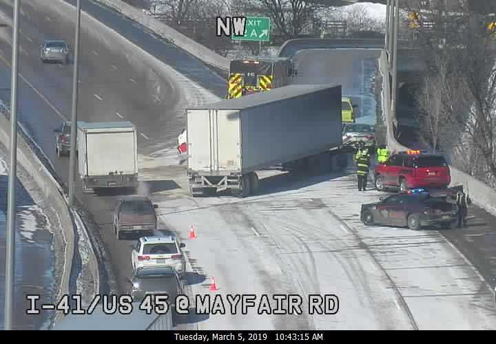 Three Lanes Of I-41 Northbound Reopen At Mayfair Road