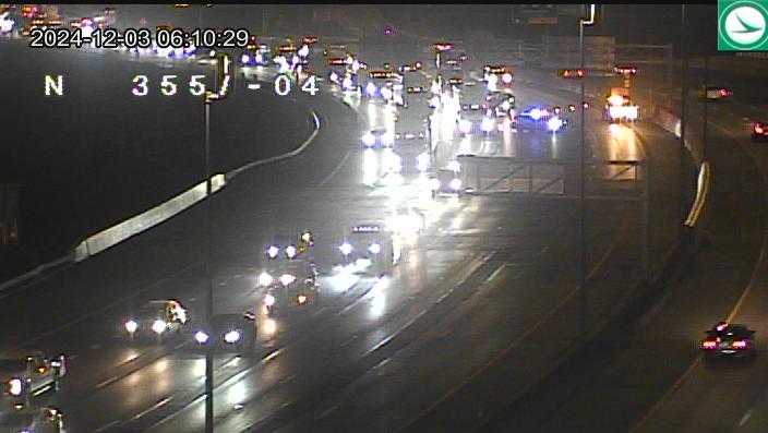 Crash blocking lanes reported on I-75 southbound in Camp Washington
