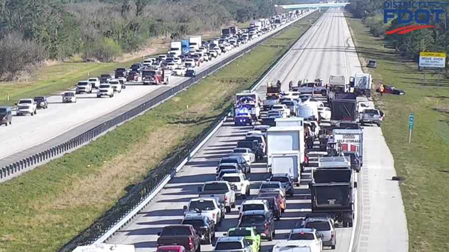 i-75 sb closed due to crash