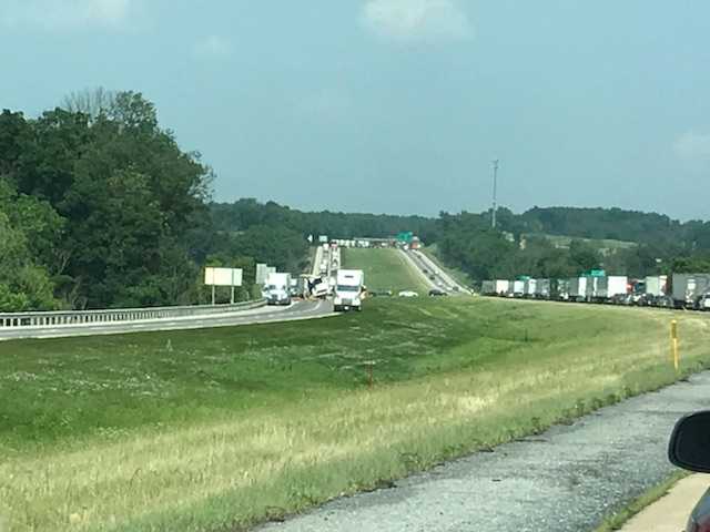 Deadly crash shuts down part of I-81