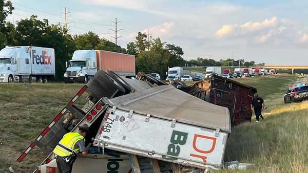 Crash on I-81 in Cumberland County causes traffic disruption - Vimarsana News