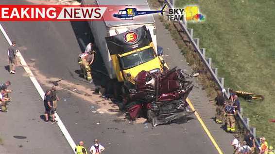 Fatal Crash In Maryland Involving At Least 4 Tractor Trailers 5330