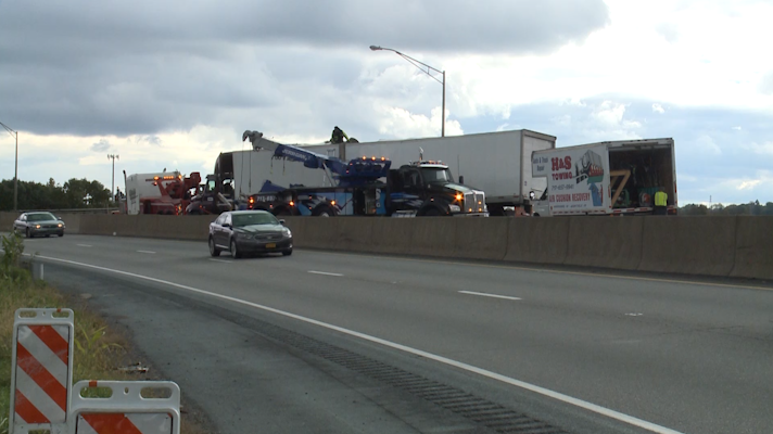Update: I-83 in Dauphin County reopens after crash