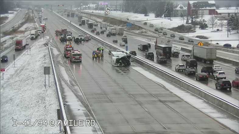 I-94 NB In Racine County Reopens After Semi Carrying Load Of Pallets ...