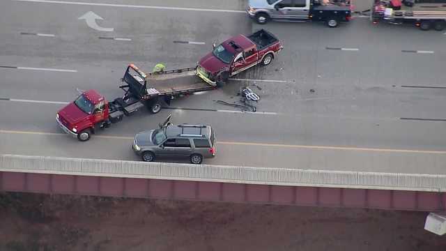 Oklahoma City rollover crash on I-235 causes traffic delays - Vimarsana News