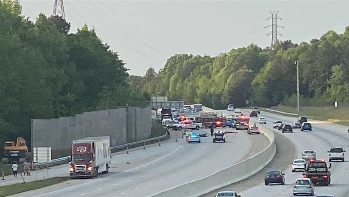 Motorcyclist killed in crash on I-385 in Greenville County, troopers say