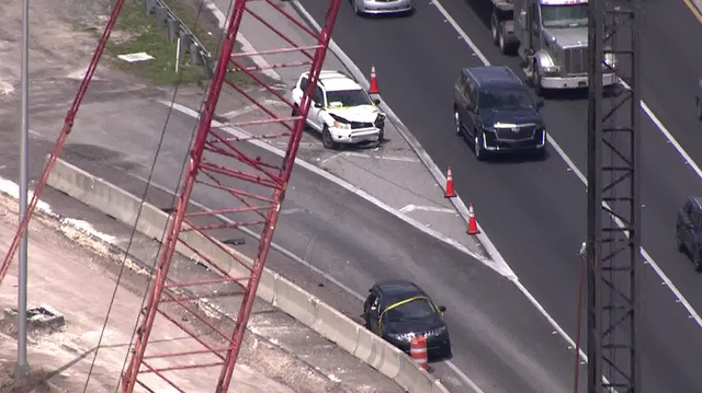 Orlando car crash injures 4 adults, 3 children